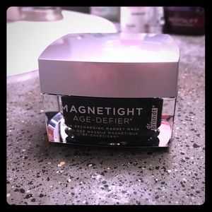 Dr. Brandt Magnetight Age Defier Mask 3.3 oz